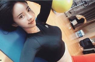 娱乐吃瓜酱身材比例,身材比例完美，揭秘明星们的“黄金比例”秘诀