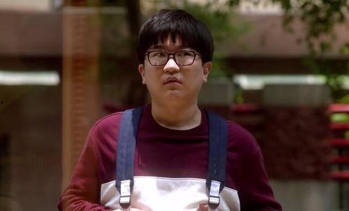 娱乐吃瓜背景女星有哪些,揭秘那些被热议的女星幕后故事