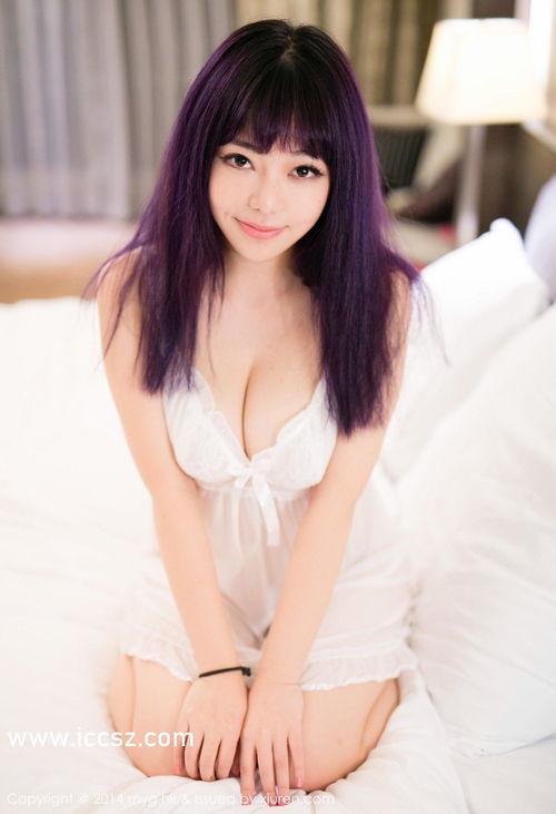 娱乐吃瓜的美女,娱乐圈里的甜蜜吃瓜日常