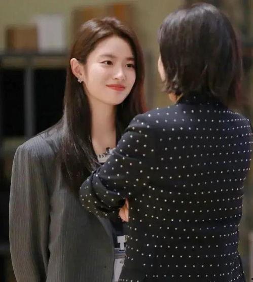 娱乐圈白鹿吃瓜爆料视频,娱乐圈幕后真相大揭秘