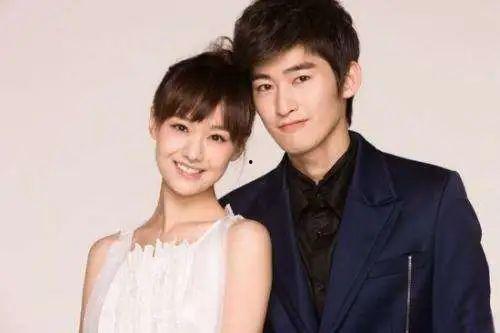 娱乐圈的吃瓜情侣,揭秘明星情侣甜蜜瞬间